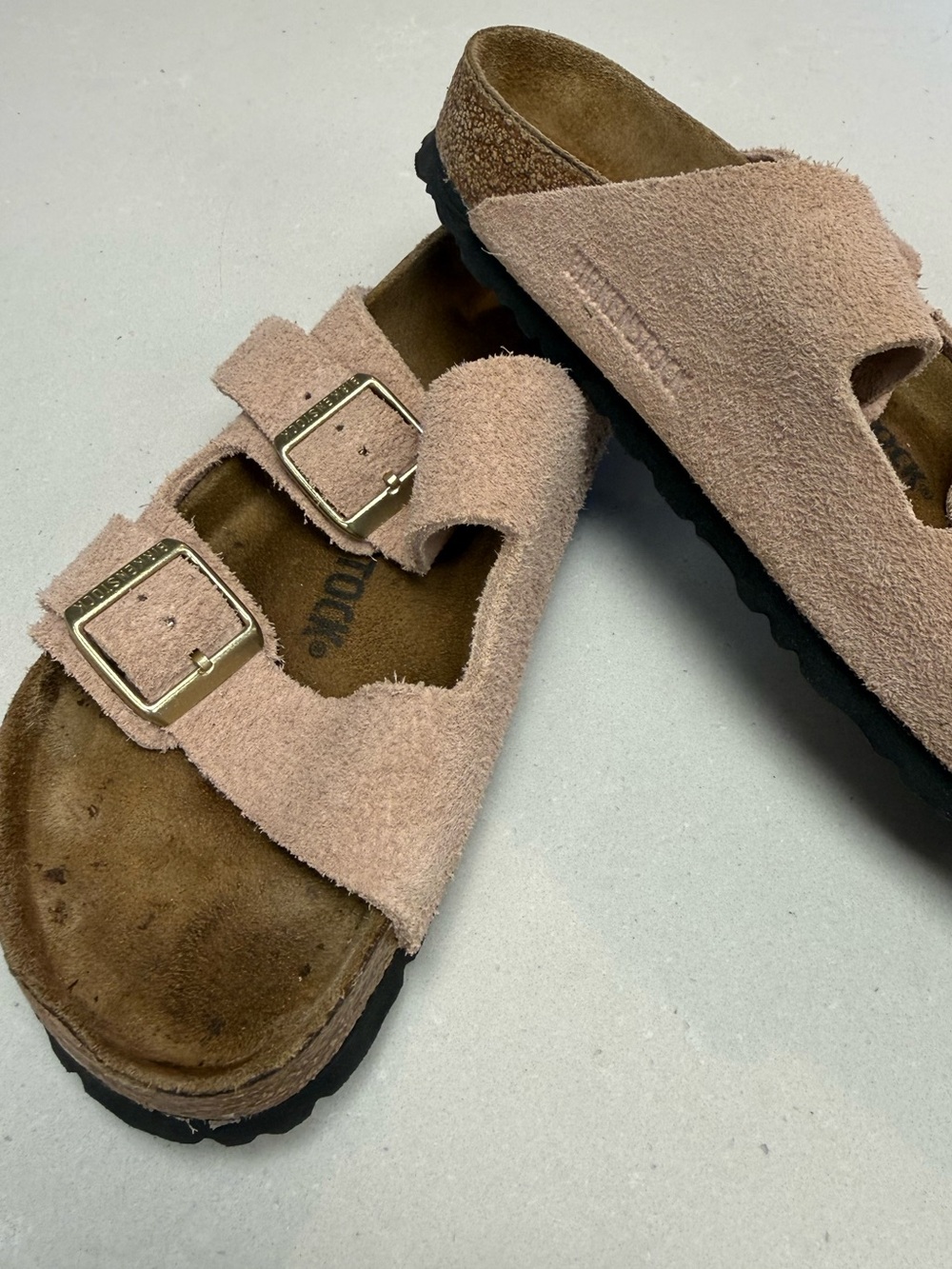 Birkenstock Arizona Pale Pink Suede Two-Strap Sandals-Gently Used - Picture 4 of 4